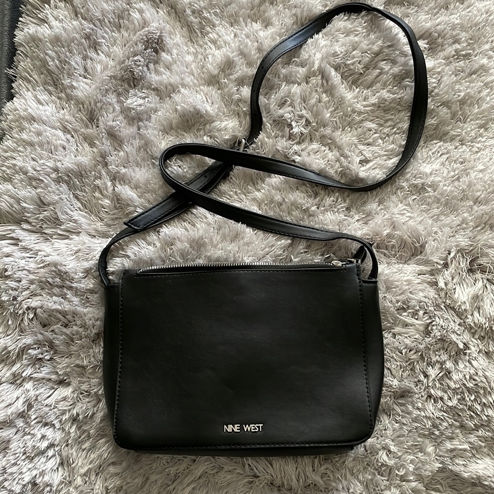 Nine West crossbody black